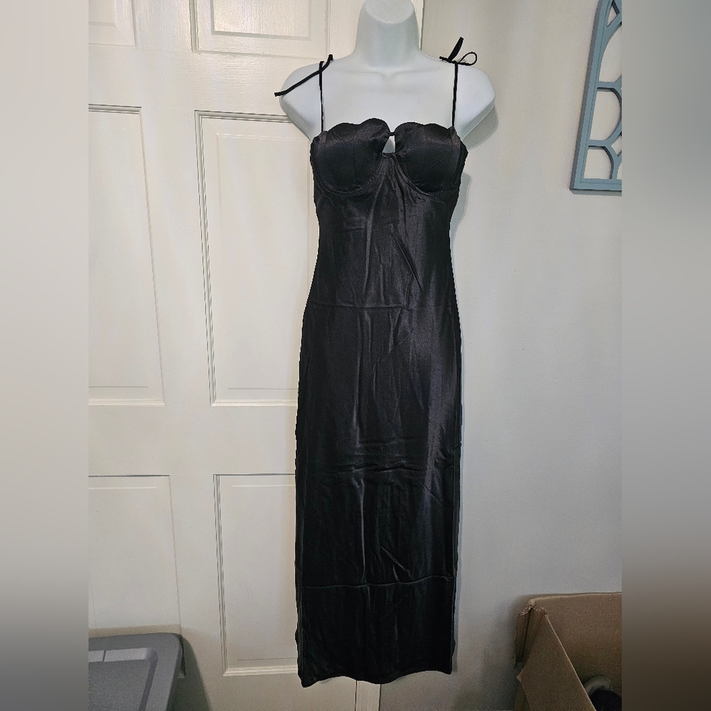 Elegant Black Maxi Dress with Tie Straps